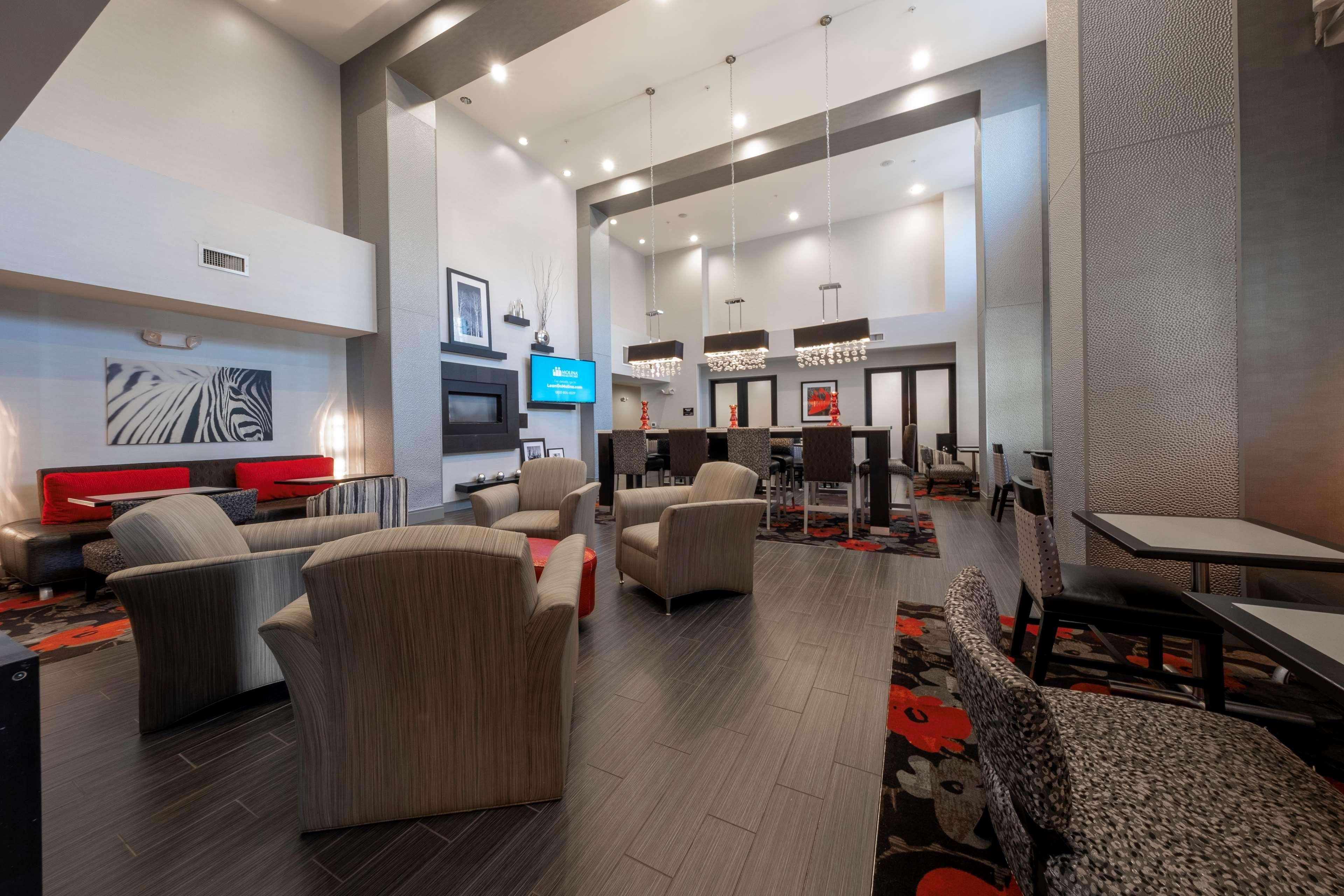 Hampton Inn & Suites Dupont Eksteriør billede