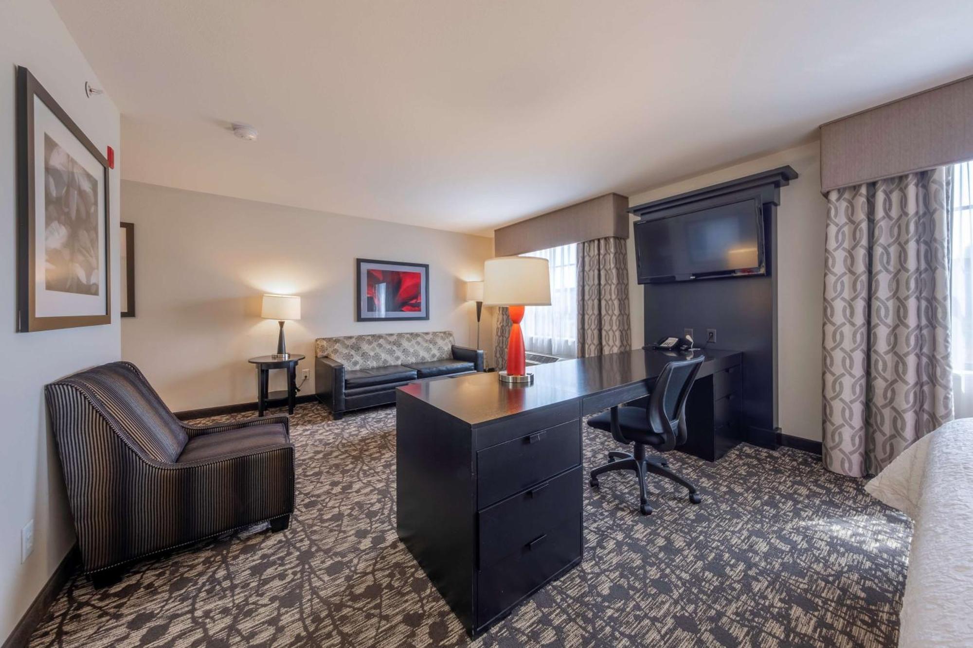 Hampton Inn & Suites Dupont Eksteriør billede