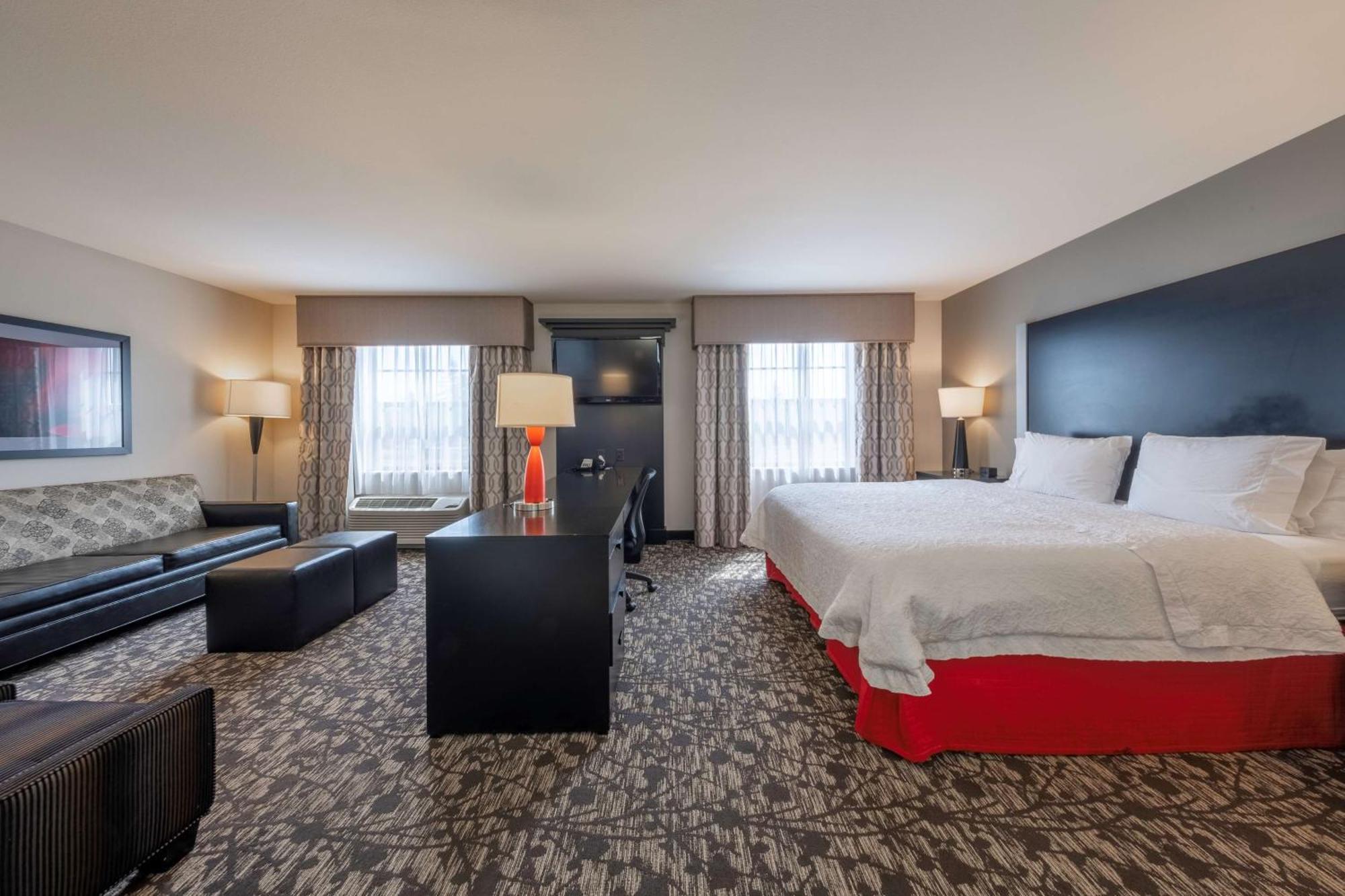 Hampton Inn & Suites Dupont Eksteriør billede