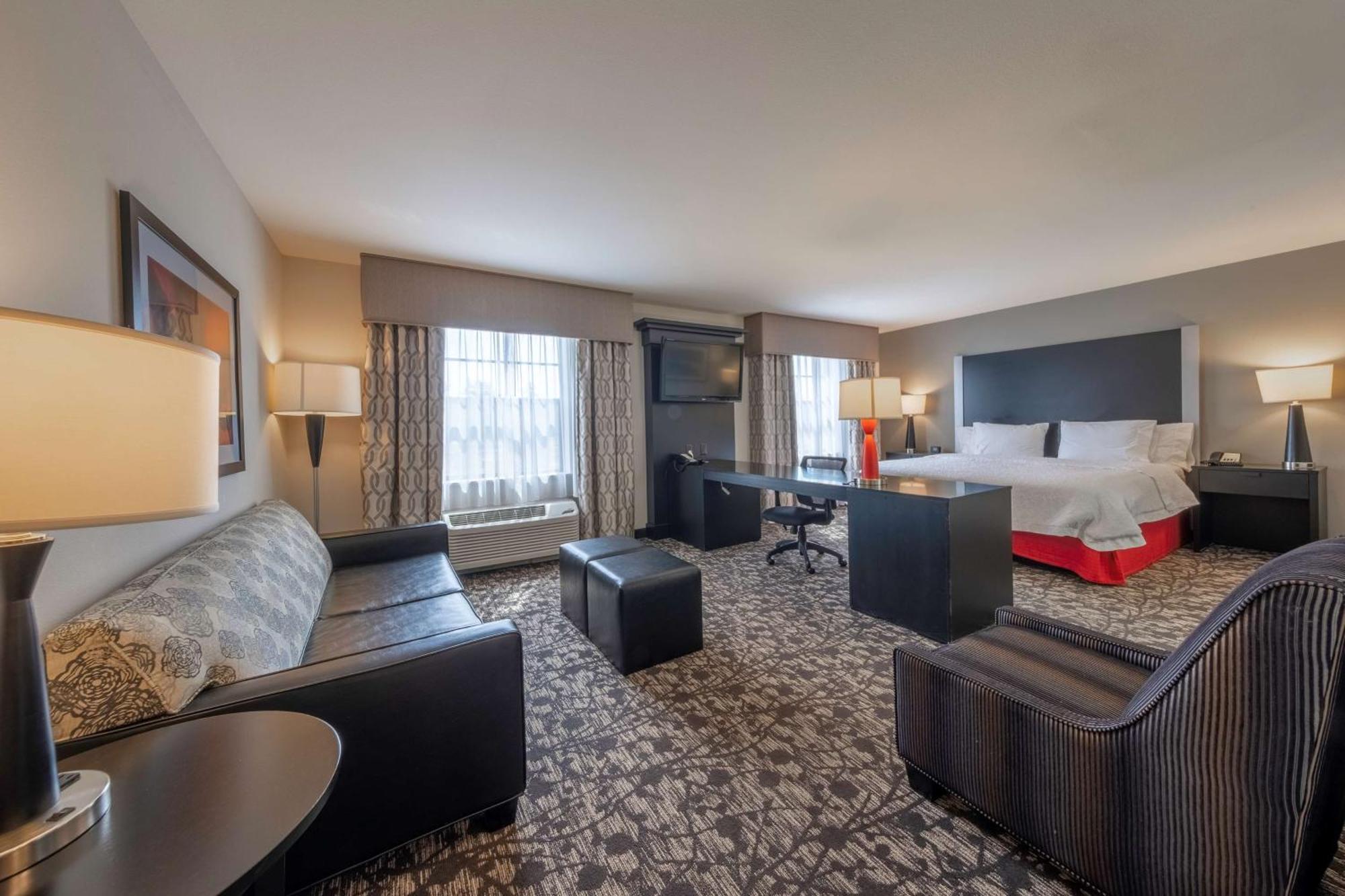 Hampton Inn & Suites Dupont Eksteriør billede