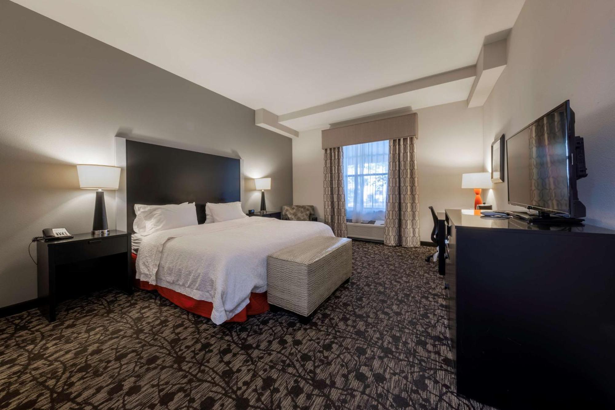 Hampton Inn & Suites Dupont Eksteriør billede